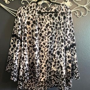 Black & white pattern kimono